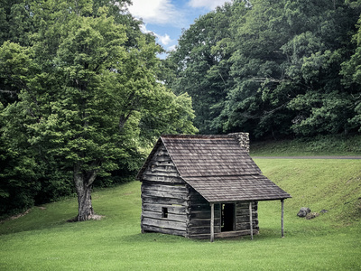 A Scenic Journey Exploring the Blue Ridge Parkway